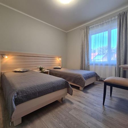 Viesu Nams Upe Hotell Roja Eksteriør bilde