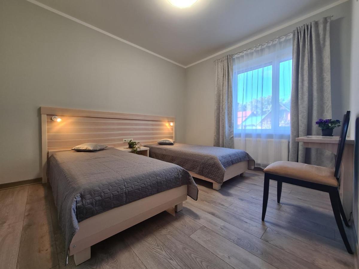 Viesu Nams Upe Hotell Roja Eksteriør bilde